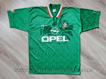 Republic of Ireland Home football shirt 1994