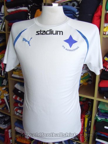 IFK Norrkoping Home football shirt (unknown year)