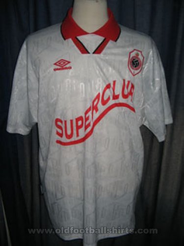 Royal Antwerp Football Club Home football shirt 1992 - 1993
