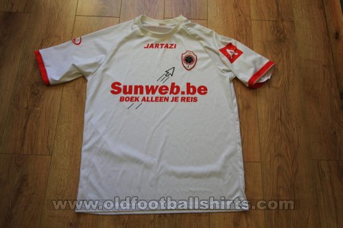 Royal Antwerp Football Club Home football shirt 2010 - 2011
