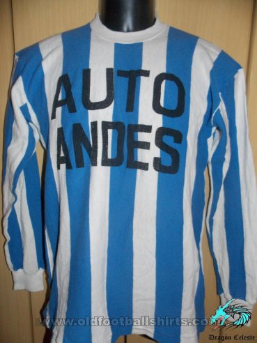 CD Magallanes Home football shirt 1976
