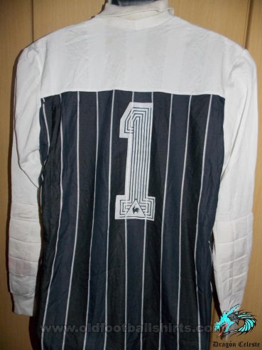 CD Magallanes Goalkeeper football shirt 1989 - 1990
