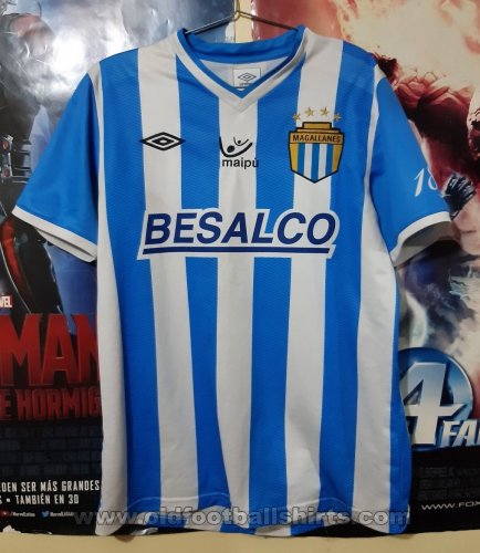 CD Magallanes Home football shirt 2011