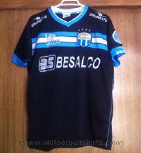 CD Magallanes Away football shirt 2014