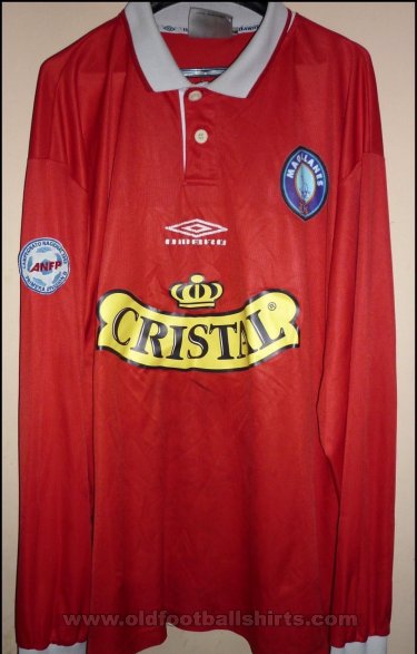 CD Magallanes Away football shirt 2002