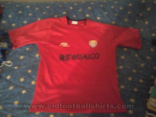 CD Magallanes Away football shirt 2007
