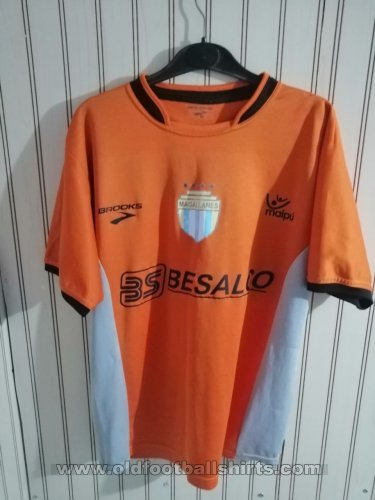 CD Magallanes Goalkeeper football shirt 2010