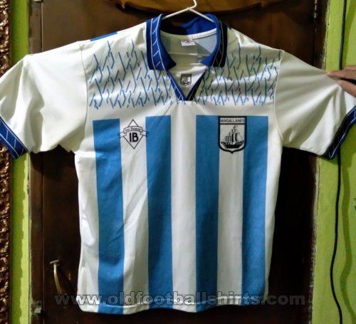 CD Magallanes Retro Replicas football shirt 1995