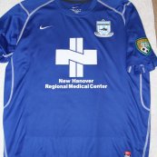 Goalkeeper football shirt 2013
