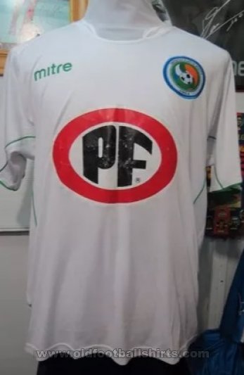Deportes Puerto Montt Home football shirt 2009