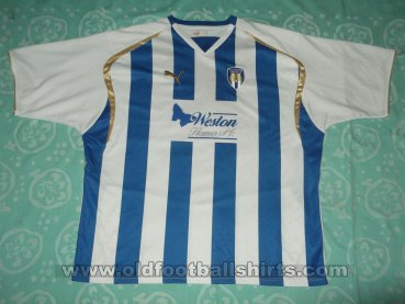 Colchester United Home football shirt 2009 - 2010