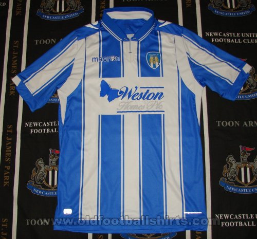 Colchester United Home חולצת כדורגל 2016 - 2017