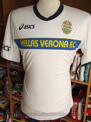Hellas Verona F.C. Training/Leisure football shirt 1990 - 2001