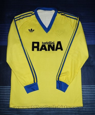 Hellas Verona F.C. Away football shirt 1989 - 1990