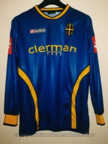 Hellas Verona F.C. Home football shirt 2002 - 2003