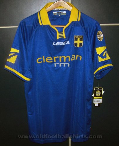 Hellas Verona F.C. Home football shirt 2002 - 2003