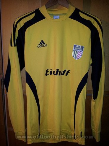 Shakhtsyor Home football shirt 2009 - 2010