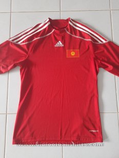 Kyrgyzstan Home football shirt 2010 - 2011