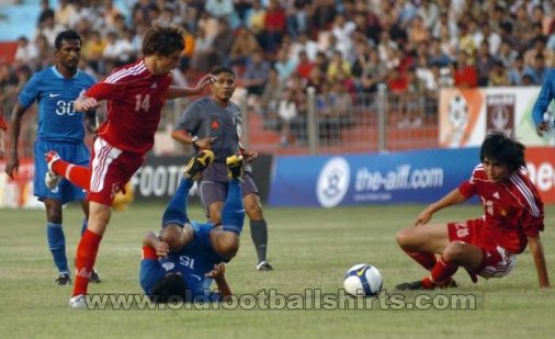 Kyrgyzstan Home football shirt 2010 - 2011