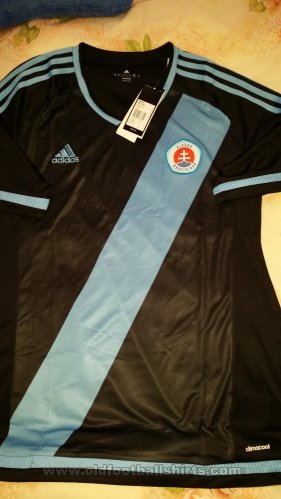 SK Slovan Bratislava Away football shirt 2015 - 2016