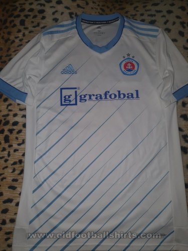 SK Slovan Bratislava Cup Shirt football shirt 2021 - 2022