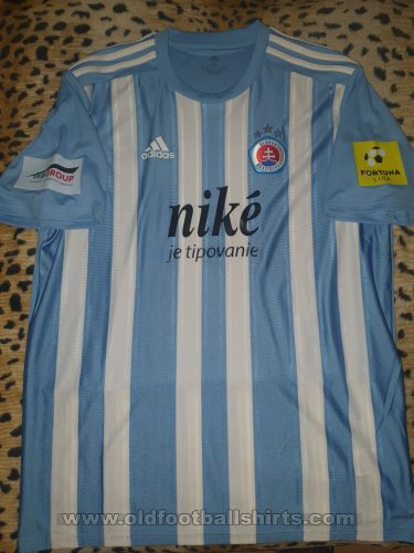 SK Slovan Bratislava Home football shirt 2022