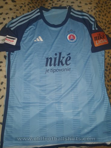 SK Slovan Bratislava Home football shirt 2023 - 2024