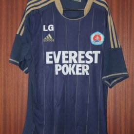 SK Slovan Bratislava Home football shirt (unknown year) sponsored by Everest Poker