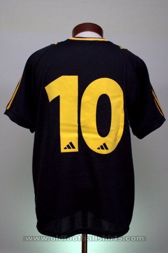 Arturo Fernandez Vial Away football shirt 2002 - 2003