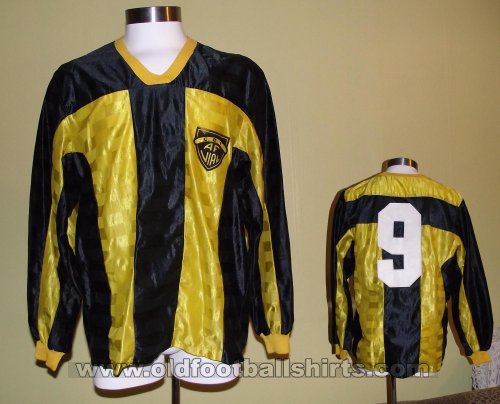 Arturo Fernandez Vial Home football shirt 1988