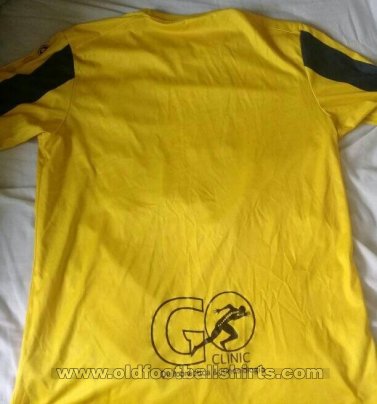 Arturo Fernandez Vial Home football shirt 2016