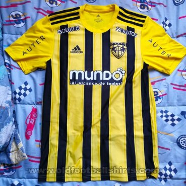 Arturo Fernandez Vial Home football shirt 2022 - 2023