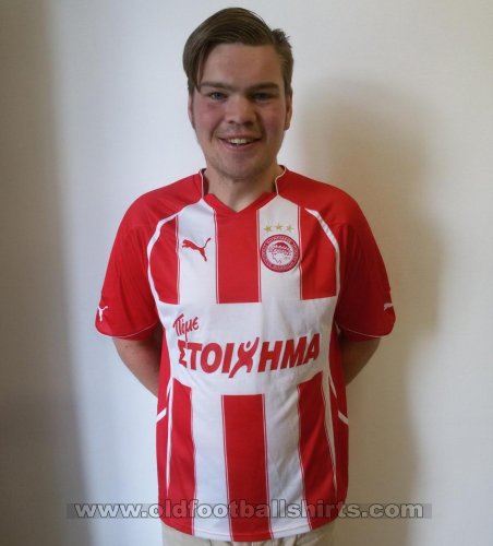 Olympiacos Home football shirt 2010 - 2011