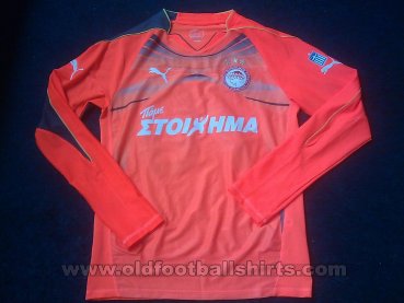 Olympiacos Goalkeeper football shirt 2013 - 2014