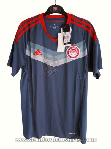 Olympiacos Away football shirt 2016 - 2017
