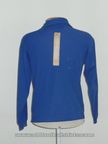 Olympiacos Goalkeeper football shirt 1972