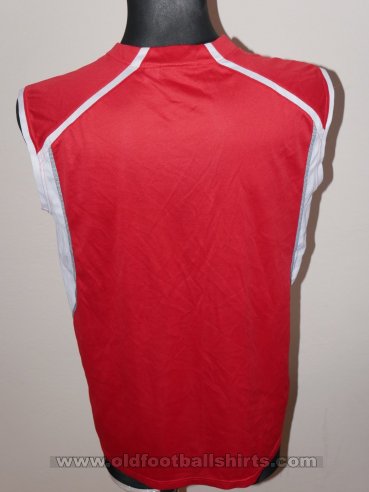 Olympiacos Training/Leisure football shirt (unknown year)