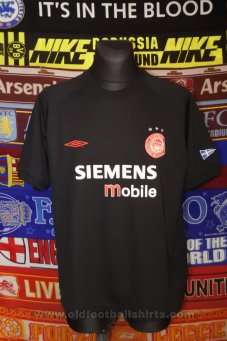 Olympiacos Away football shirt 2004 - 2005
