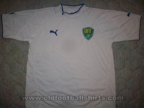 Uzbekistan Training/Leisure football shirt 2004 - ?