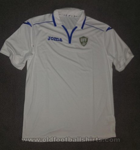 Uzbekistan Home football shirt 2014 - 2015