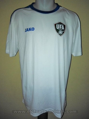 Uzbekistan Home football shirt 2019 - 2020