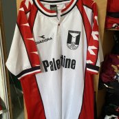 Away football shirt 2002