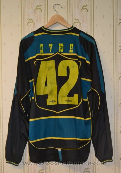 Sokol Saratov Away football shirt 2002