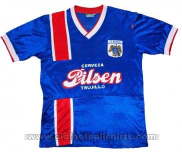 Carlos A. Mannucci Home Camiseta de Fútbol 1992