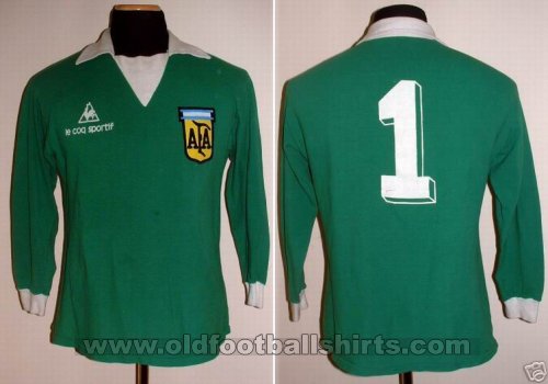 Argentina Goalkeeper football shirt 1980 - 1981