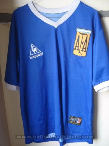 Argentina Away football shirt 1981 - 1982