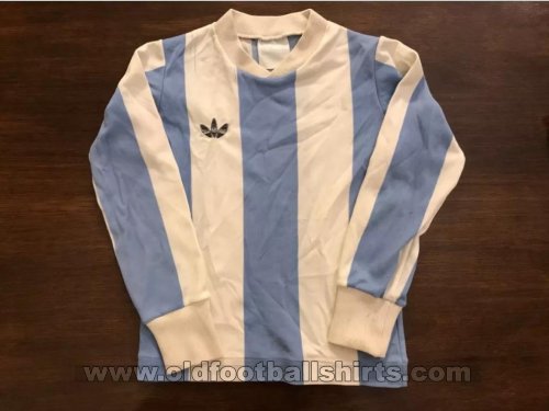 Argentina Home Fußball-Trikots 1974 - 1976