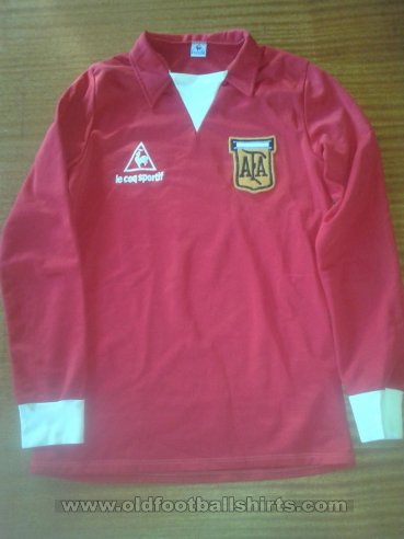 Argentina Goalkeeper football shirt 1980 - 1982