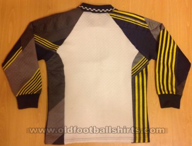 Coventry City Goalkeeper football shirt 1997 - 1998