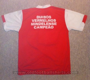 CS Mindelense Training/Leisure football shirt (unknown year)